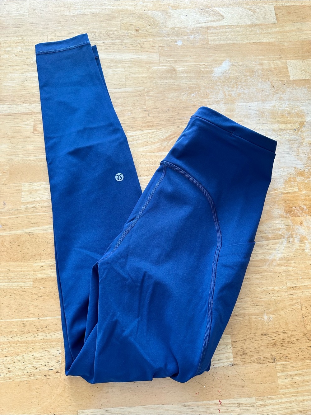 Lululemon leggings size 4